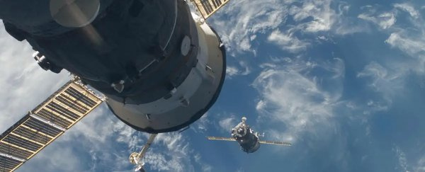 Jaunas plaisas Starptautiskajā kosmosa stacijā izraisīja bažas par plaisu izplatīšanos